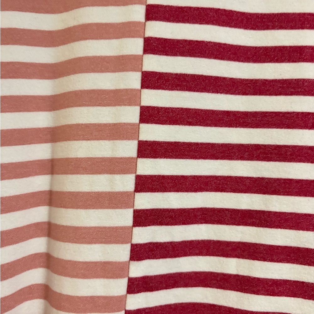Evereve Color-Block L Sweatshirt Red and Pink white Stripes Pullover Long Sleeve - Picture 4 of 6